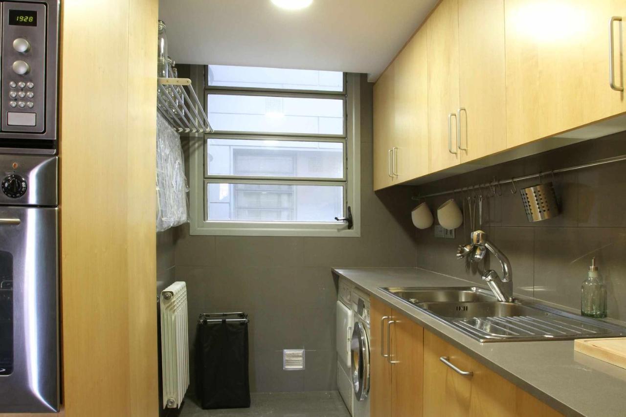 Passeig De Gracia Sun Apartament Balcony 2 Bedroo Barcelona Bagian luar foto